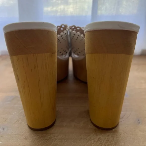 Veronica Beard Gaynor Platform Leather Sandals In White Size 8 New - Picture 4 of 13